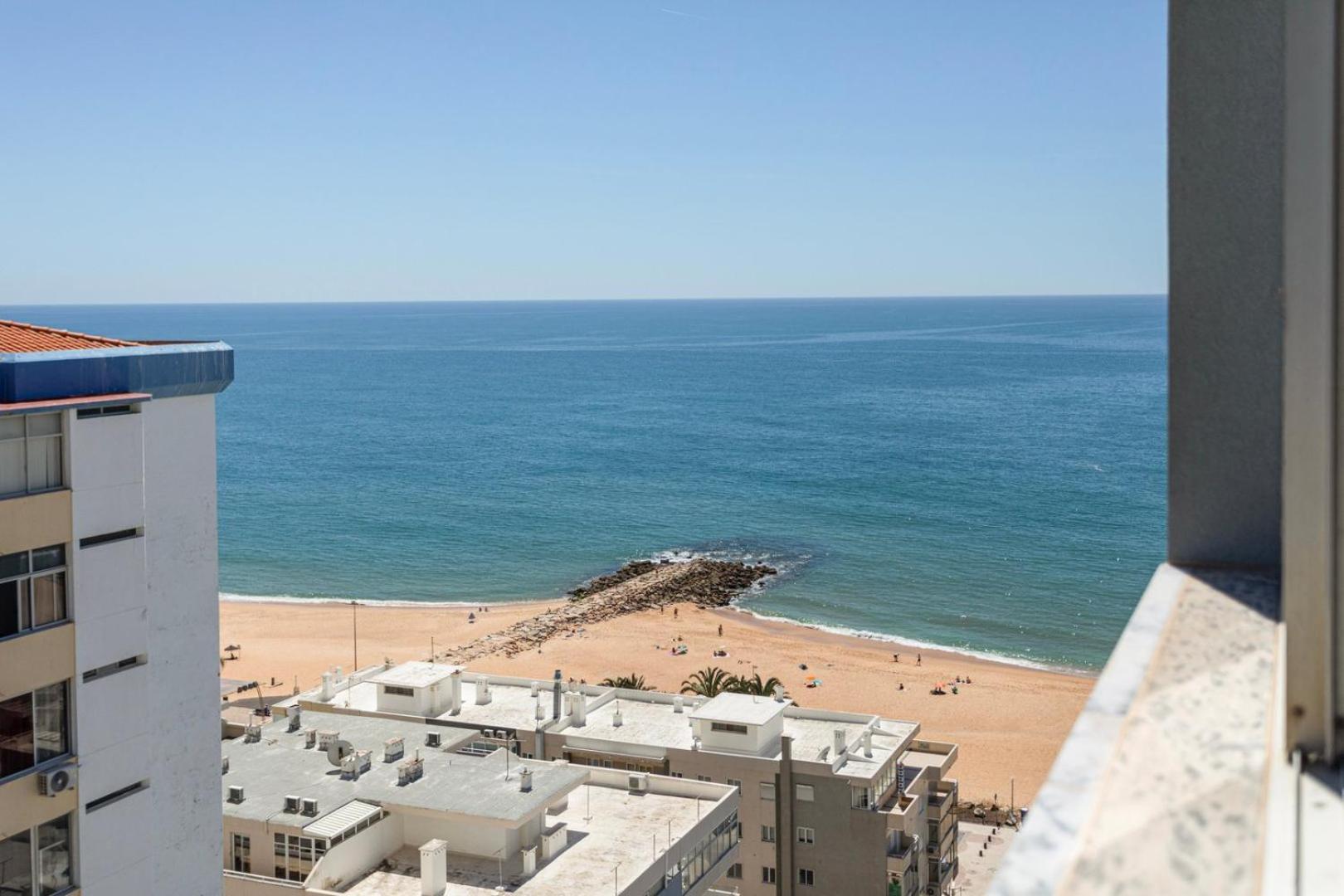 Апартаменти Quarteira Seaviews Екстер'єр фото